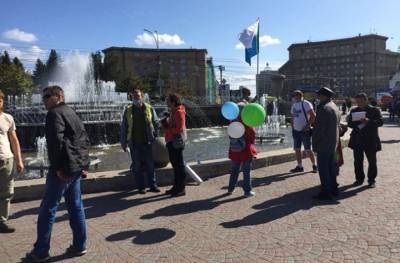 Акция в поддержку хабаровчан прошла в центре Новосибирска