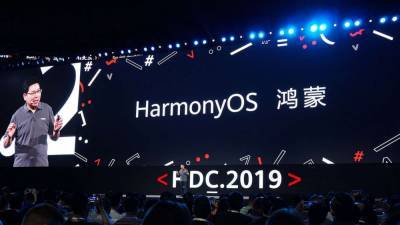 Huawei установит фирменную систему HarmonyOS на новые смартфоны