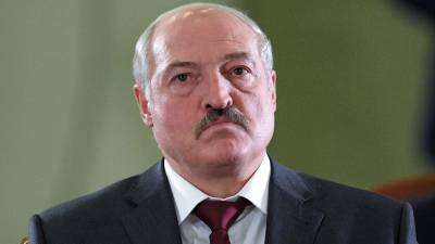"Не для того народ меня избирал": Лукашенко заявил, что не отдаст власть