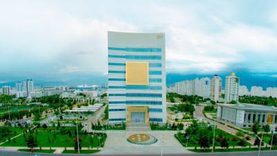 Банки Туркменистана преобразуют в акционерные общества