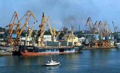 Лукашенко может легко разорить порт в литовской Клайпеде