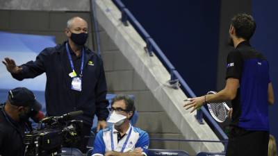 Чесноков прокомментировал спор Медведева с судьёй в полуфинале US Open