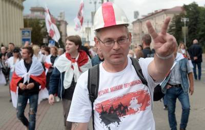 На улицы Минска вышли сторонники и противники Лукашенко