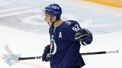 Дубль Шипачева помог "Динамо" впервые выиграть в новом сезоне КХЛ
