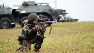 Белорусские войска возвращены на базы после учений на западной границе