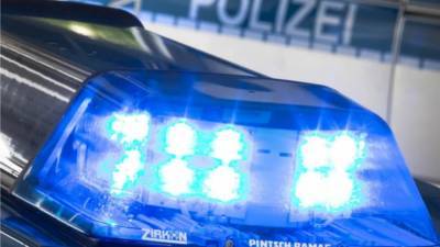 Северный Рейн-Вестфалия: группа агрессивных молодых мужчин напала на полицейских и избила их