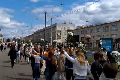 Женщины Белоруссии вышли протестовать против Лукашенко