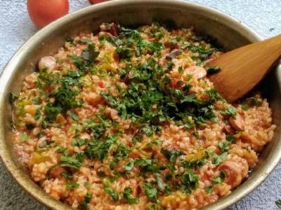Рецепт дня: джамбалайя по-креольски с рисом и помидорами