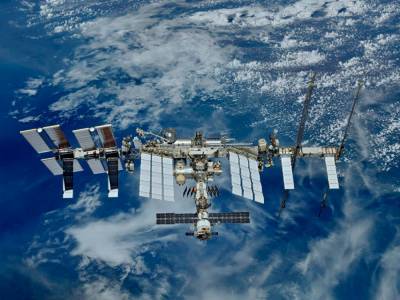 Ученые назвали дату столкновения МКС с американским спутником