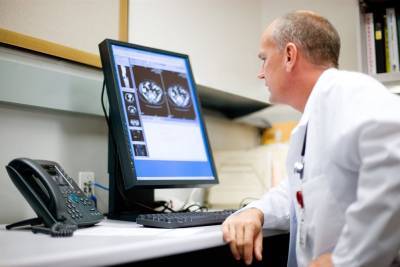 Анализировать медицинские изображения ульяновским врачам поможет искусственный интеллект