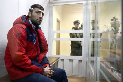 Боксер Кушиташвили отделался условным сроком за употребление наркотиков и избиение силовика