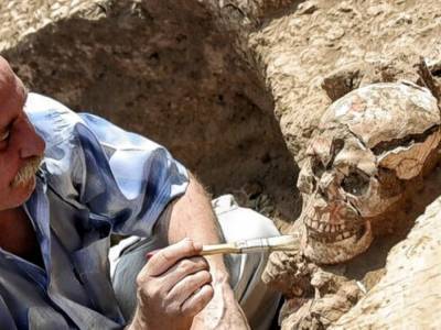 Археологи нашли череп инвалида из древнего города: находке более 2200 лет