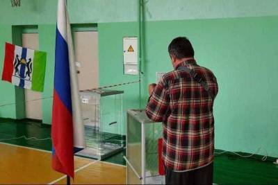 Более 300 тысяч избирателей проголосовали на 10:00 в Новосибирской области