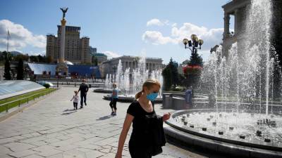 На Украине за сутки выявили 2476 новых случаев коронавируса
