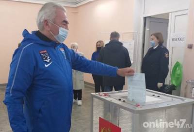 Сергей Бебенин проголосовал на выборах губернатора Ленобласти