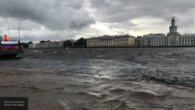 Петербуржцев предупредили об ураганном ветре 13 сентября