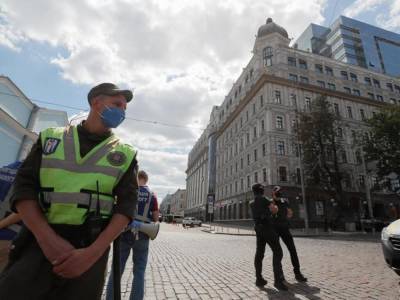 Переход к очень жестким карантинным ограничениям в Киеве является маловероятным сценарием – политолог