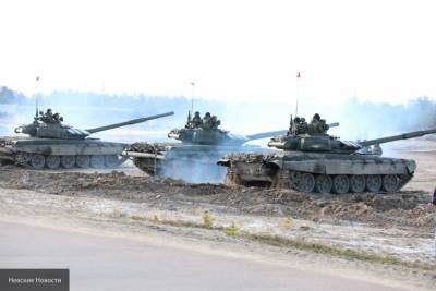 Путин поздравил танкистов с профессиональным праздником