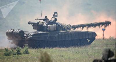 Военнослужащие российской военной базы в Армении отпраздновали День танкиста