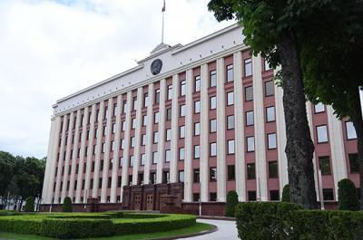 К резиденции президента Белоруссии в Минске стянуты БТР