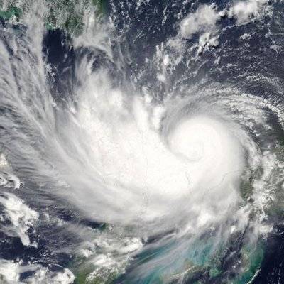 Североатлантический циклон "Рената" станет причиной сильного порывистого ветра в Санкт-Петербурге