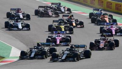 Квят и ещё 11 гонщиков получили предупреждения за аварию на рестарте Гран-при Тосканы