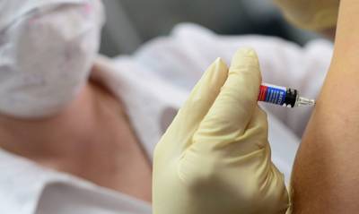 Глава правительства дополнительно выделил 4,1 млрд рублей на закупку вакцины от гриппа