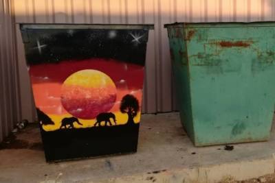 В Бугуруслане появился «мусорный» художник