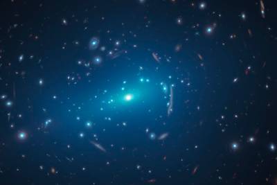 Обнаружен переворачивающий представление о Вселенной феномен — «Черная линза»