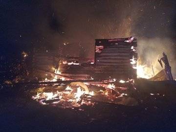 Огонь полностью уничтожил дом: В Башкирии пожар унёс жизнь мужчины