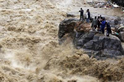 В Непале под оползнями после ливней погибли более десяти людей