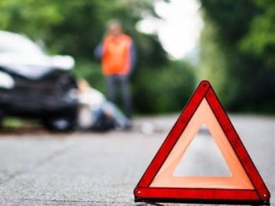 В Житомире 13-летний мальчик за рулем грузовика устроил опасное ДТП