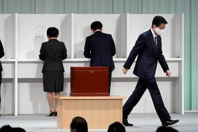 В Японии выбрали преемника Синдзо Абэ, премьером станет 71-летний политик