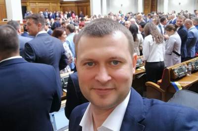 Решение Кабмина о легализации монополии "Тедис-Украина" на табачном рынке является незаконным и будет оспорено в суде, - депутат