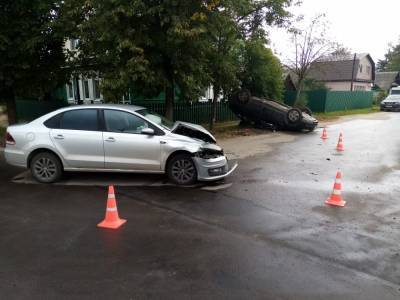 Два водителя получили травмы в ДТП в Твери