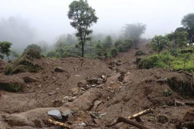 В Непале сошел крупный оползень, погибло более 25 человек