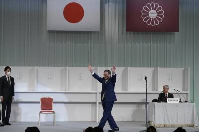 Новый лидер правящей партии Японии Суга высказался о проблеме принадлежности Курил
