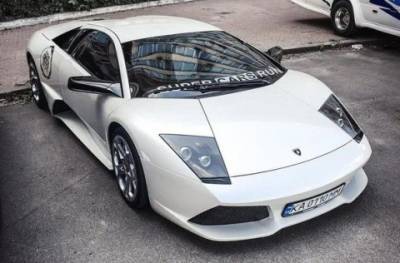 В украинской столице заметили редкий итальянский суперкар Lamborghini Murcielago LP640