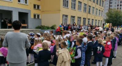 Сразу 17 классов и школа ушли на дистант из-за ковида в Ярославской области