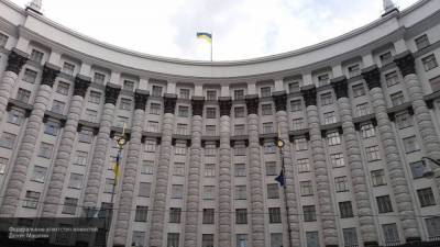Кабмин Украины рассчитывает на снижение госдолга в 2021 году