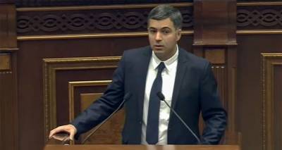 Кандидат в судьи КС Армении резко ответил обвинения в прислуживании "бывшим"