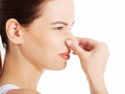 Резкий запах пота может указывать на проблемы со здоровьем - медики