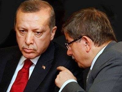 Давутоглу вызвал Эрдогана на теледебаты