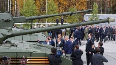 Казанское танковое училище получит тренажеры танков "Армата"