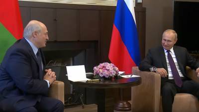 Песков рассказал, о чем говорили Путин и Лукашенко