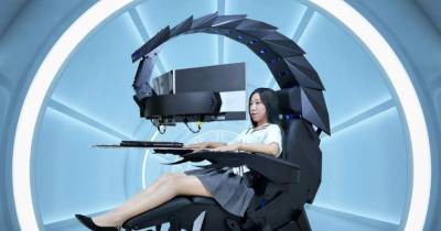 Китайская компания показала жуткое игровое кресло-скорпион