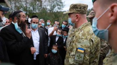 Празднование Рош га-Шана: из Беларуси в Украину пытаются попасть сотни хасидов, глава ГПСУ встретился с иностранцами