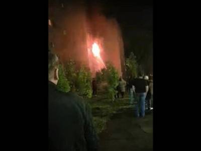 «Шарахнуло хорошо»: очевидцы сообщили о взрыве в жилой высотке в татарстанском городе (видео)
