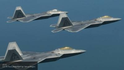 США разместят 150 истребителей F-34 и F-22 на Аляске