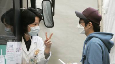 Южная Корея обеспечит запас вакцины от коронавируса для 60% населения